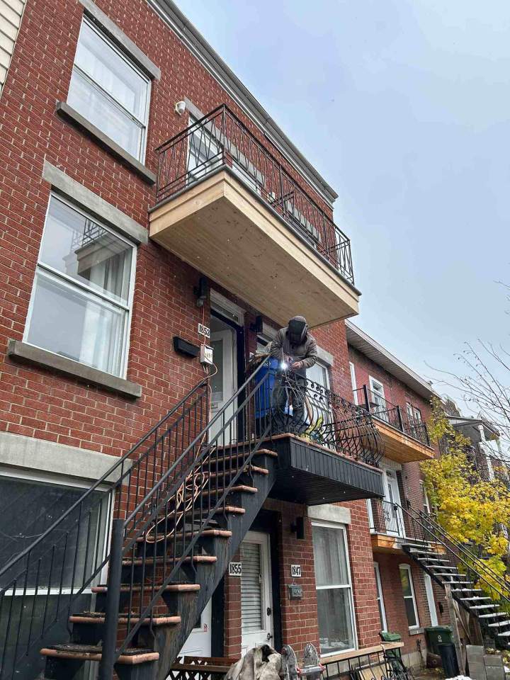 Service réparation escaliers Montréal