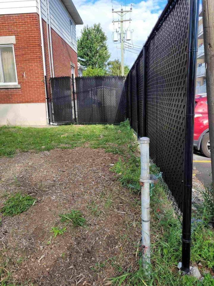 Fabrication clôtures en métal Montréal